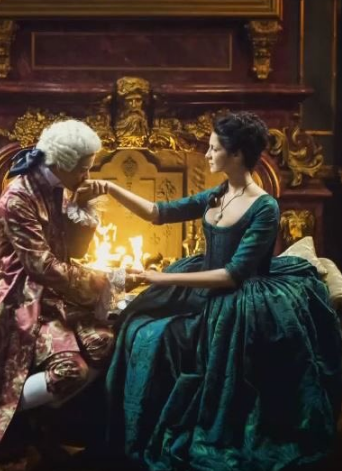 Twitter Q&A with King Louis XV, Lionel Lingelser - Outlander Behind the Scenes
