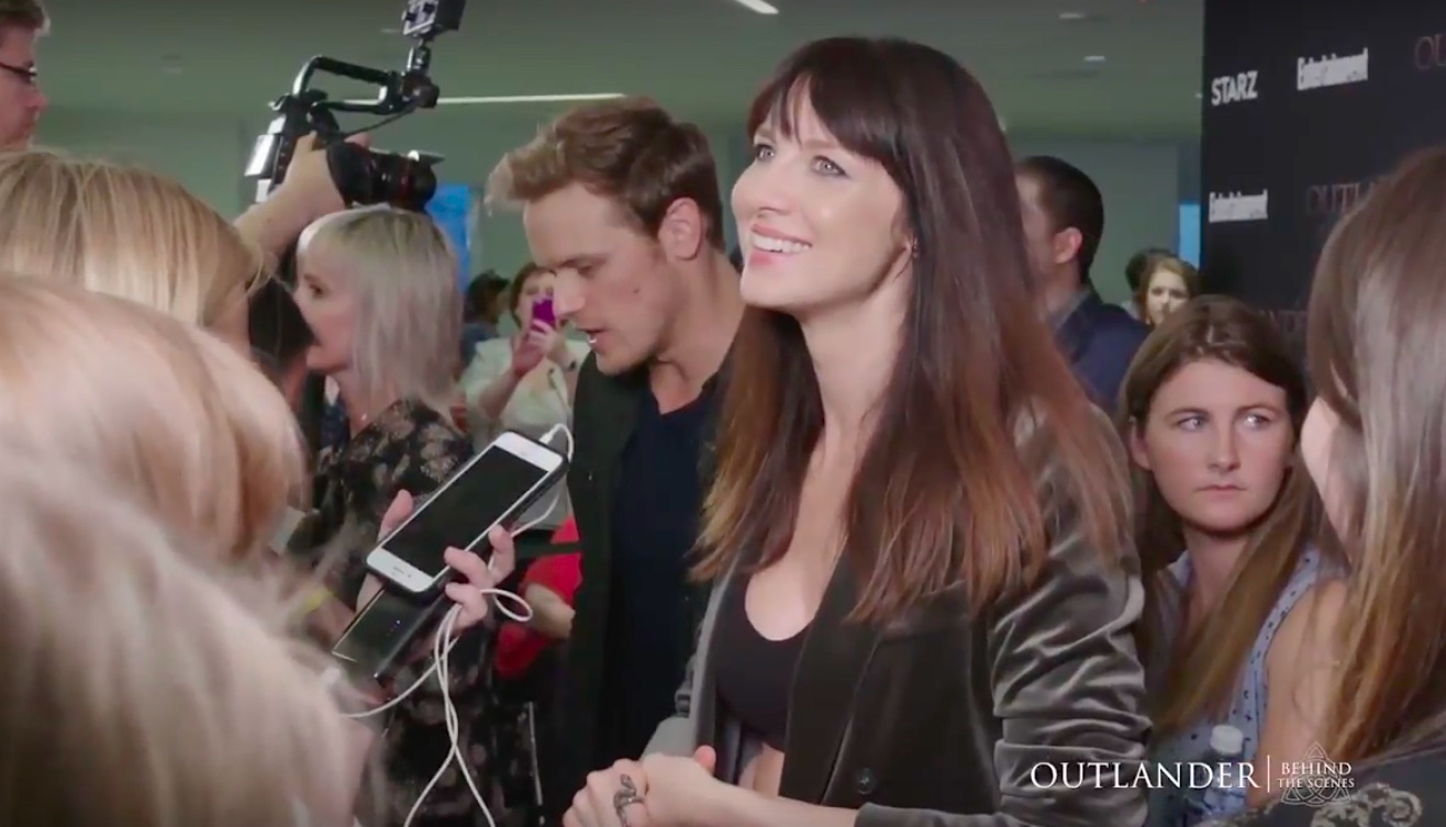 OutlanderBTS: My Interview with Cait & Sam in NYC S3 Premiere ...